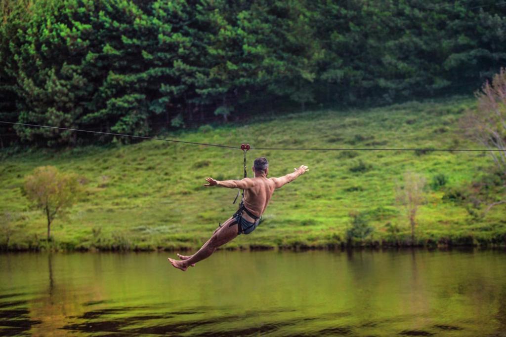 Pousada Águas do Vale Atibaia Esterno foto